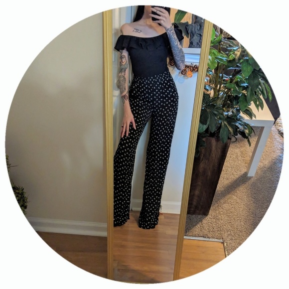 Mossimo Supply Co. Pants - ✨Must go✨High Waist Wide Leg Palazzo Pants